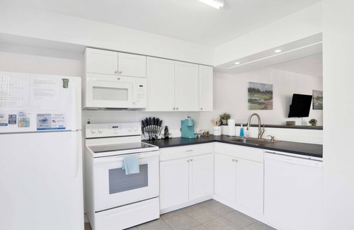 Surf Side Shores House | Family Getaway | Private Beach + Pool Fun