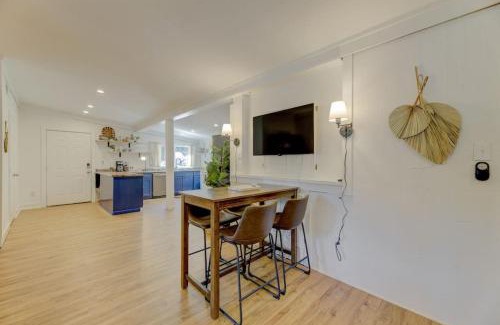 Leesville House | Family Getaway on Lake Murray