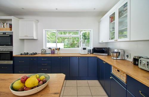 George House | Family Getaway