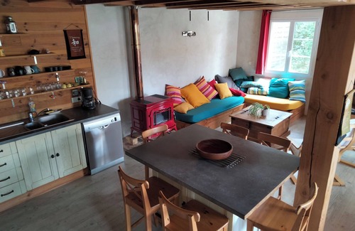 Domino House | Family home between ocean and forest, 5 minutes from Domino daily market.