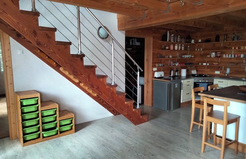 Domino House | Family home between ocean and forest, 5 minutes from Domino daily market.