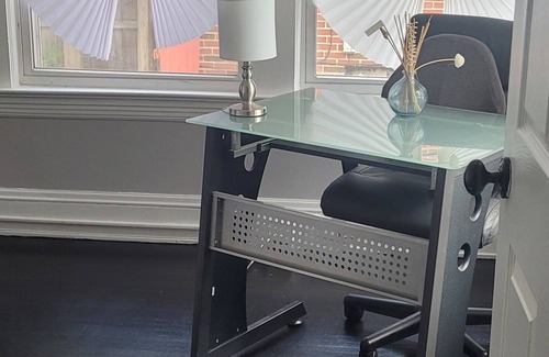 Euclid House | Family home spacious bedrooms and living room.