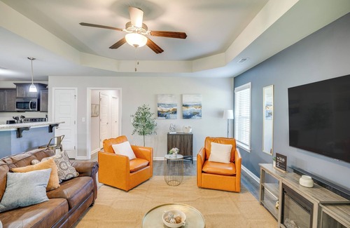 Normal House | Family Home w/Covered Patio in Ardmore