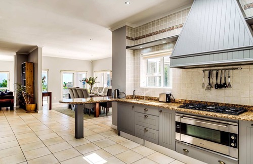 Camps Bay Villa | Family Home w Views Pool and Garden 100 Geneva