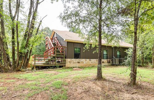 Columbus House | Family Home with On-Site Waterfall and Pond in Fulton!