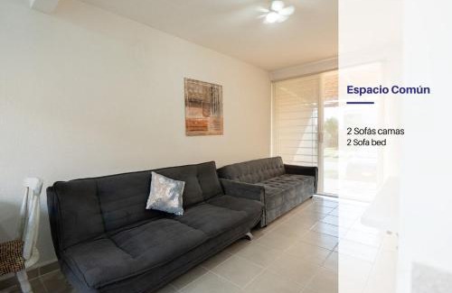 Ayala House | Family Home with Pool, El Mirador 2 Bedrooms