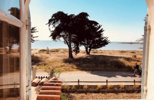 Mauzac House | Family home with sea view