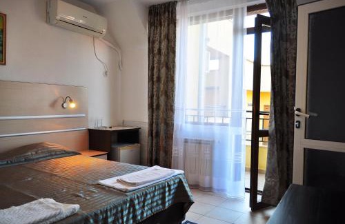 Obzor House | Family Hotel DAF