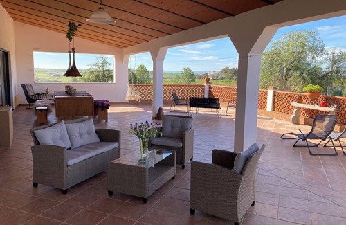 Moura Villa | Family house in the countryside with pool. Near Monsaraz and Lake Alqueva