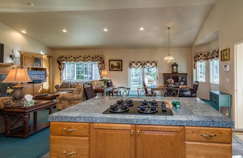 Mountain View Estates House | Family Mountain Home, S. Lake Tahoe