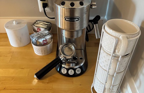 Whitaker House | Family & Pet-Friendly Home w/Fenced Yard & Office by Kennywood & The Waterfront