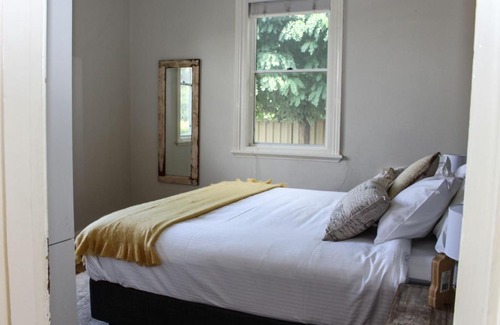 East Tamworth House | Family Retreat East Tamworth