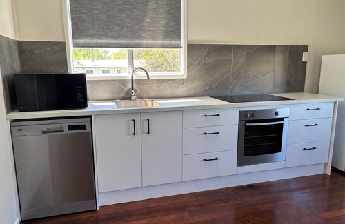 Caboolture House | Family retreat near Caboolture Hospital