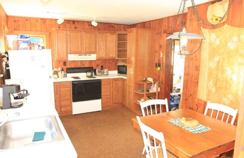 Cranberry Lake House | Family Reunion Waterfront Paradise! Private Lake. Boats included!