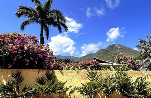 Puerto Colombia Apartment | Family room in Choroni