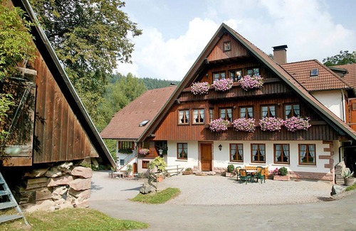 Oberwolfach Apartment | Family room with two separate Bedrooms