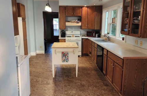 Ortonville House | Family Shoreline Hideaway