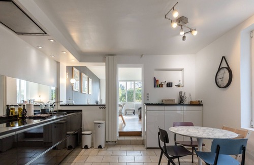 Honfleur House | Family Stay - In the Heart of Honfleur | 8 guests | Private Garden