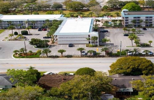 Historic Downtown Kissimmee House | Family Vacation Room with 2 DBL Beds Near Must-see Attractions