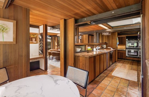 Santa Rosa House | Famous Architect`s Estate