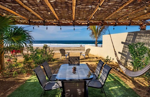 Cerritos House | FAMOUS SURFS UP! SAFE CERRITOS BEACHFRONT- FAMILY FRIENDLY ONLY 4 BEDROOM VILLA
