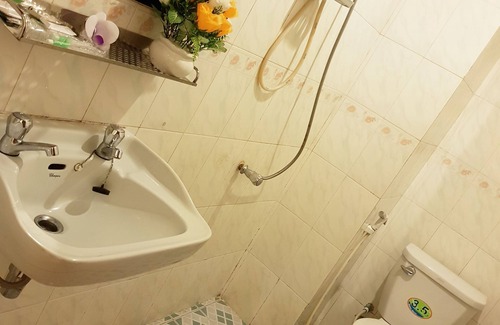 Daun Penh House | Fancy Guest House