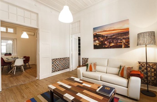 Santa Maria Maior Apartment | Fanqueiros Deluxe Apartment