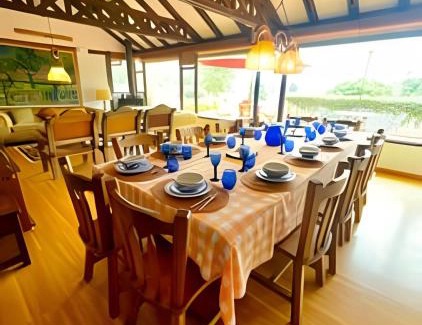 Choconta House | Fantástica Hacienda Represa del Sisga WiFi TV BBQ