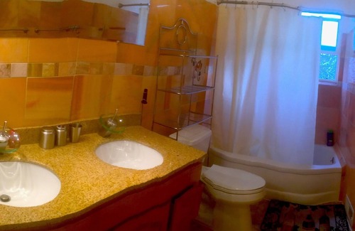 Sunnyside Apartment | Fantastic 1-bedroom place in San Francisco with views