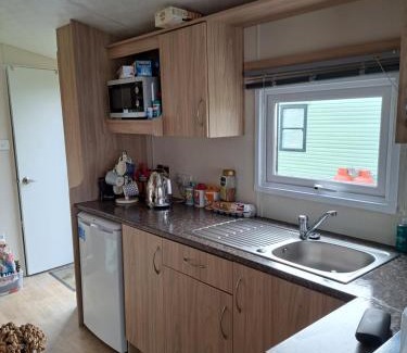 Great Houghton Other | Fantastic 2 Bedroom Static Caravan Billing Aquadrome