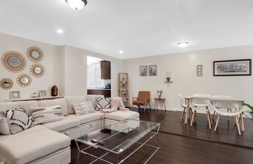 Alhambra House | Fantastic 3-bedroom 3 bath house in Alhambra