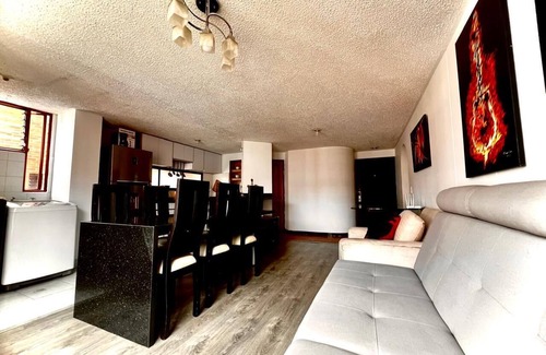 Teusaquillo Condo | Fantastic 3-bedroom condo in Bogotá