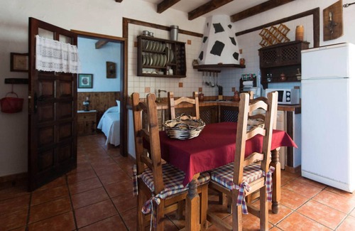 Tigaday Apartment | Fantastic Apartment for 4 guests Views, Pool, Tennis and BBQ