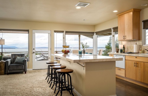 Fairhaven Condo | Fantastic Bellingham Bay View Condo just steps to Fairhaven Village & Boardwalk!