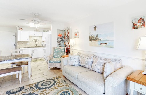 Fort Morgan Condo | Fantastic Coastal Escape W/ Beach Access, Shared Pools/Hot Tubs, Fast WIFi & AC!