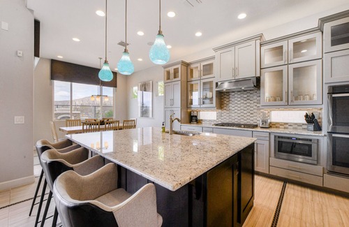 Dove Mountain House | Fantastic desert retreat w/private pool, outdoor fireplace, & high-speed WiFi