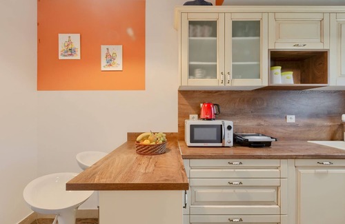 Beram House | Fantastic finca with table tennis, playground, basketball court, private pool, outdoor kitchen