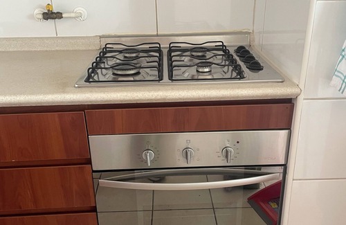 Apoquindo Apartment | Fantastic location, subway, commerce, mall, parking, A/C, king bed
