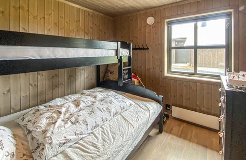 Svingvoll House | Fantastic vacation home in central location at Skeikampen.