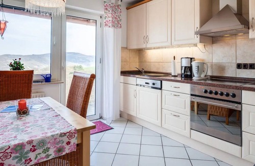 Mainz-Bingen Apartment | Fantastic view of the Rhine, high altitude of the Rhine above Bacharach, up to 6 people