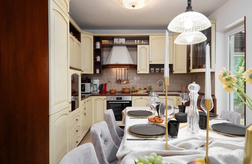 Gulici Villa | Fantastic villa for 12 people near the sea 7 bedrooms