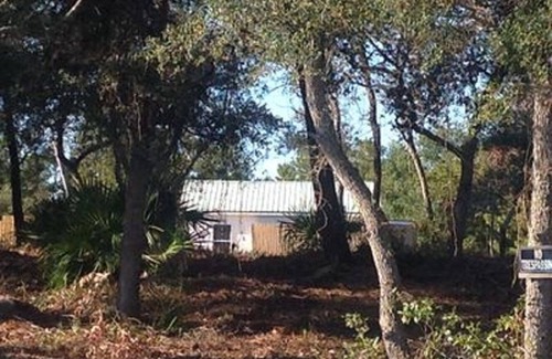 Eastpoint Cottage | Fantastic Waterfront Cottage on St. George Sound-GREAT FISHING