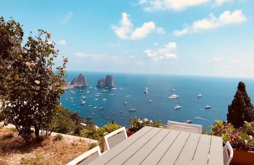 Marina Piccola Villa | Fantastica villa con vista sui faraglioni