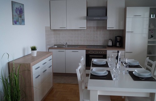 Stomorska Apartment | Fantastically beautiful apartment right on the sea with a balcony