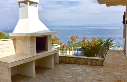 Stomorska Apartment | Fantastically beautiful apartment right on the sea with a balcony