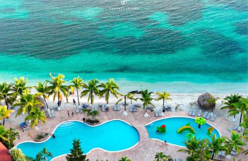 Roatan Resort | Fantasy Island Beach Resort and Marina - All Inclusive