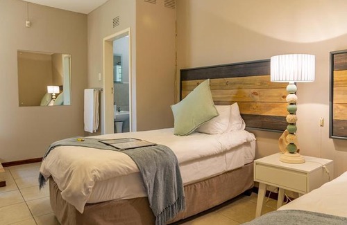 Westville Bed & Breakfast | Faraway Lodge B&B