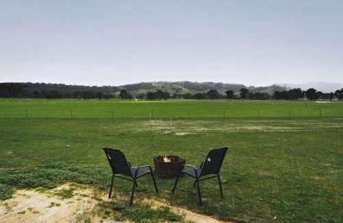 Warrenmang House | Farm Stay at Sheltered Paddock X by Tiny Away