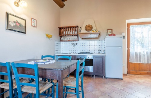 Gallicano Other | Farmhouse 'Orlando' with Mountain View, Shared Pool and Wi-Fi