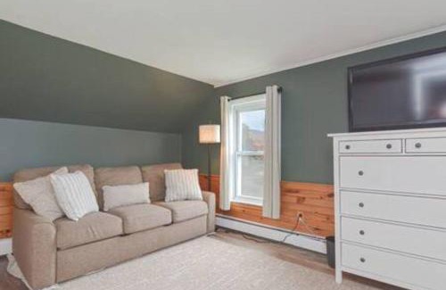 Johnson House | Farmhouse with Mountain Views Near Stowe and Smuggs